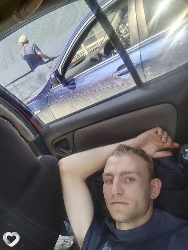 Роман, 27, Барнауле — анкета №3899590