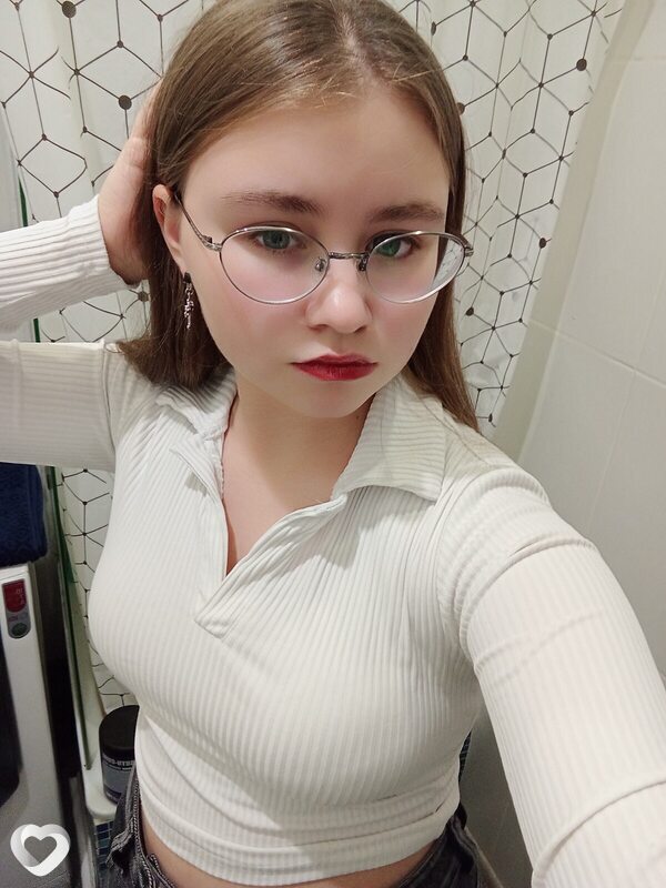 Полина, 19, Минске — анкета №3899644