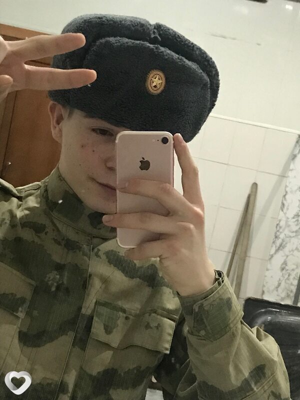 Максим, 19, Москве — анкета №3900284