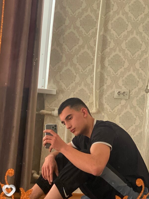 Вадим, 25, Железногорске — анкета №3900736