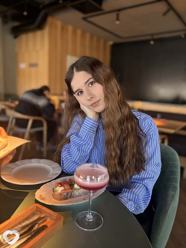 Эля, 21, Самаре — анкета №3901121