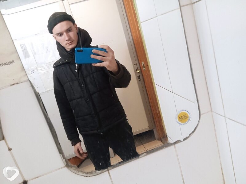 Лев, 22, Москве — анкета №3901592