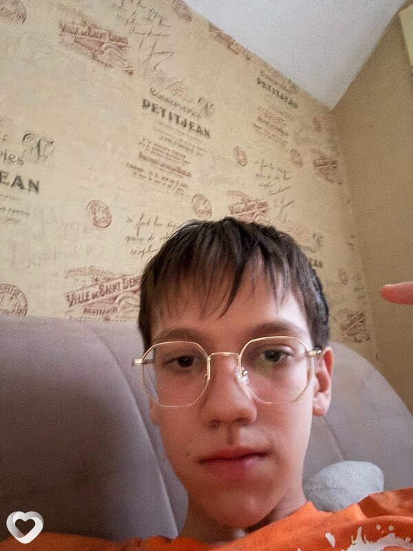 Ярослав, 18, Магнитогорске — анкета №3901661