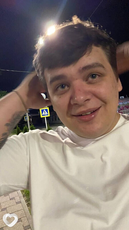 Влад, 22, Омске — анкета №3903333