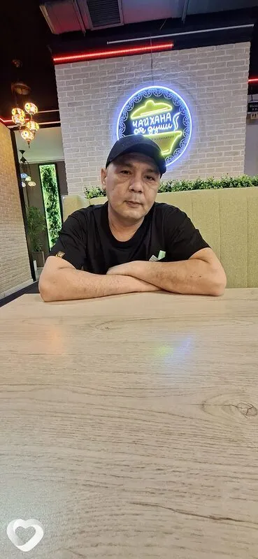 Отабек, 41, Москве — анкета №3903964