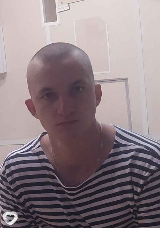 Валентин, 21, Севастополе — анкета №3904226