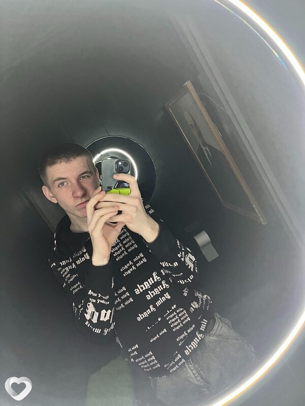 Николай, 19, Великом Новгороде — анкета №3904230