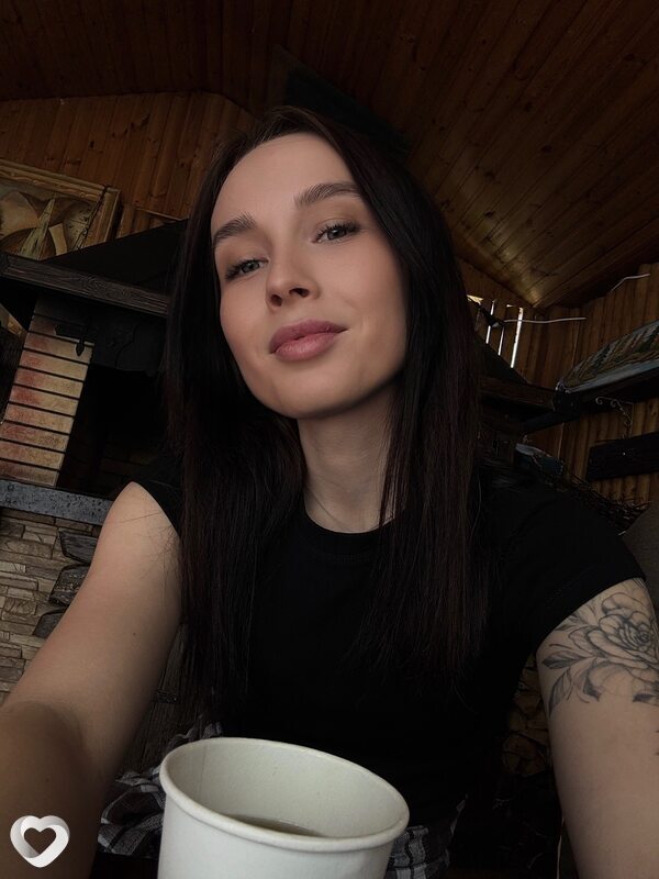 Олеся, 28, Донецке — анкета №3904403