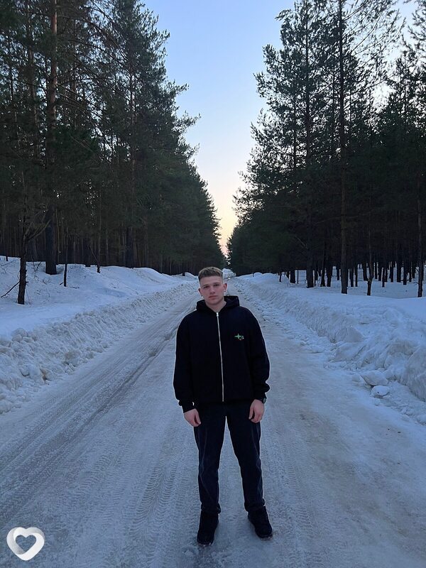 Владислав, 18, Дзержинске — анкета №3904925