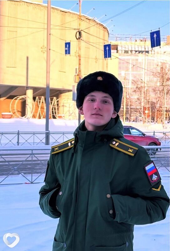 Александр, 19, Омске — анкета №3905514