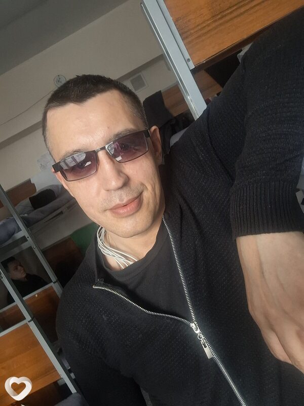 Виталий, 41, Юрге — анкета №3905673