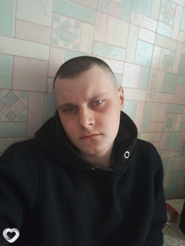 Александр, 22, Омске — анкета №3905754