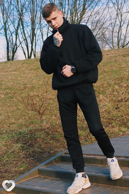 Максим, 22, Екатеринбурге — анкета №3905812