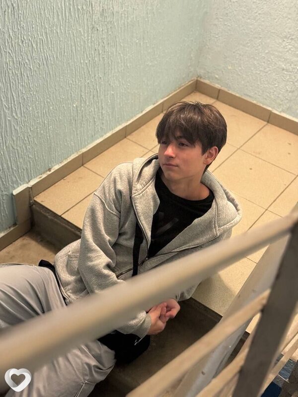 Иван, 19, Москве — анкета №3906403
