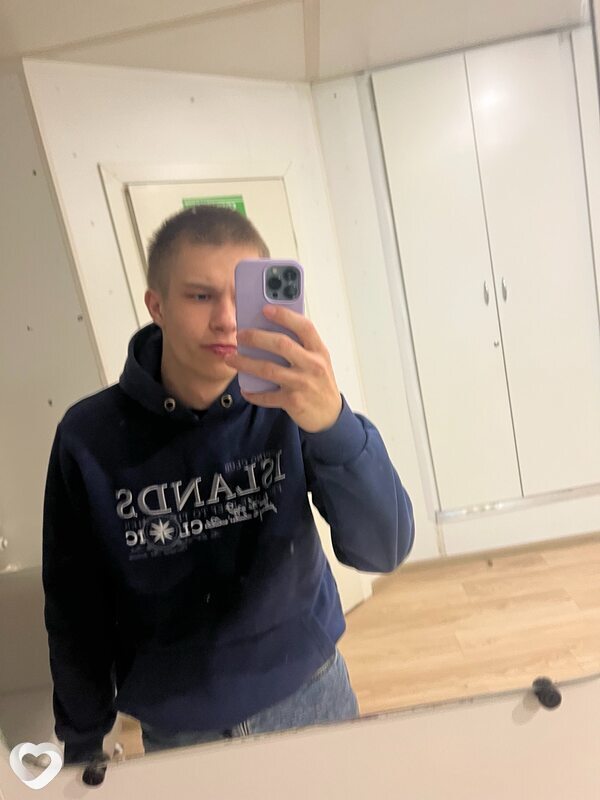 Влад, 19, Орёл — анкета №3906912