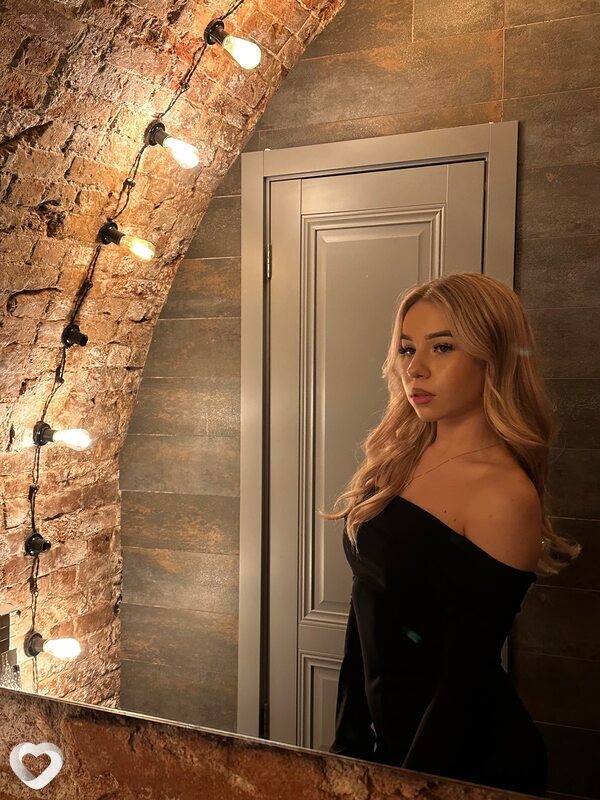 Полина, 23, Санкт-Петербурге — анкета №3906999
