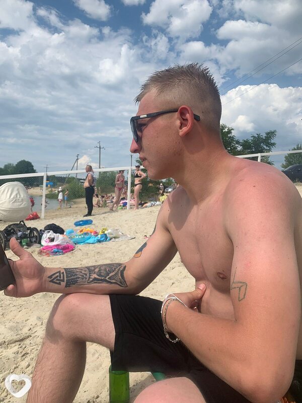 Богдан, 24, Харькове — анкета №3908652