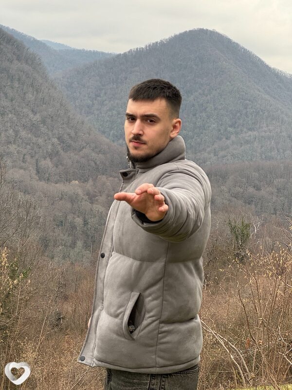 Артур, 24, Набережных Челнах — анкета №3909657