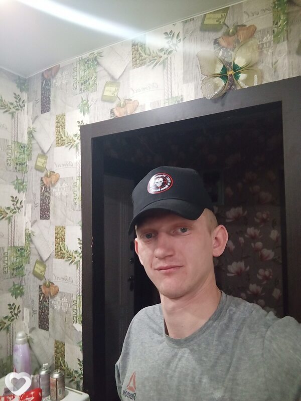 Владимир, 27, Шарыпове — анкета №3911149