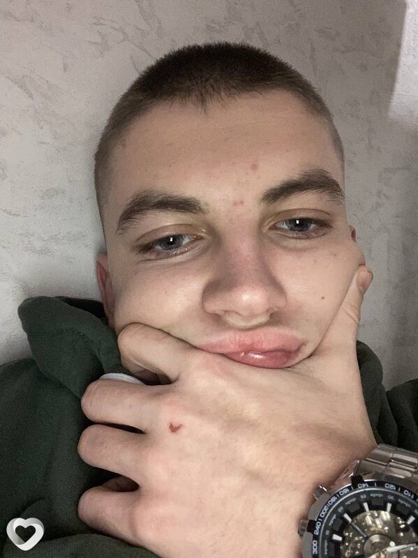 Влад, 21, Борисове — анкета №3911264