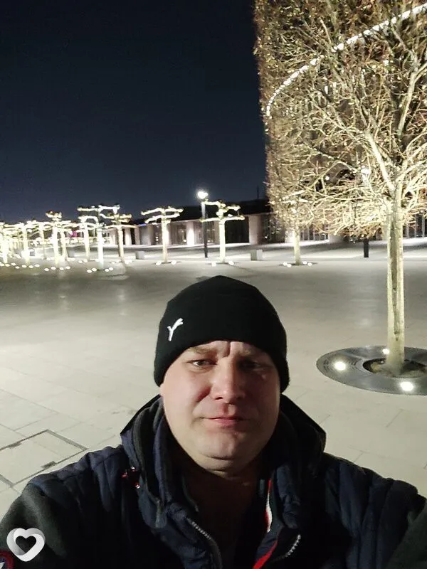 Артем, 38, Бийске — анкета №3911487