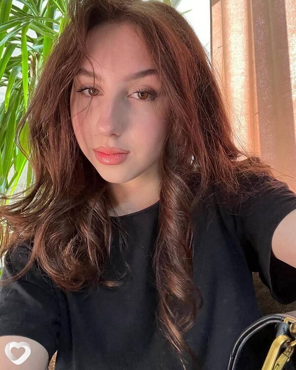 Алина, 21, Краснодаре — анкета №3911573