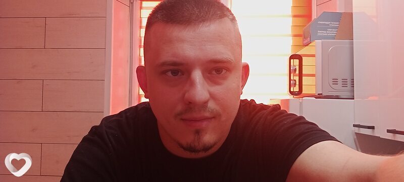 Артем, 34, Волжском — анкета №3911885