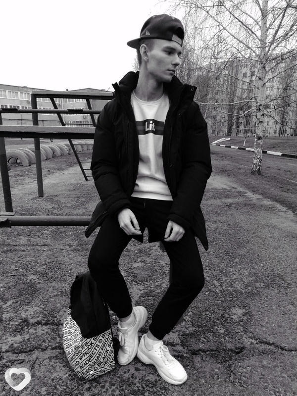 Максим, 27, Санкт-Петербурге — анкета №3912665