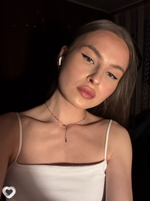 Александра, 22, Москве — анкета №3913572