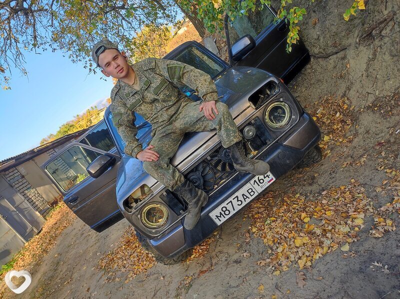 Михаил, 21, Казани — анкета №3912731