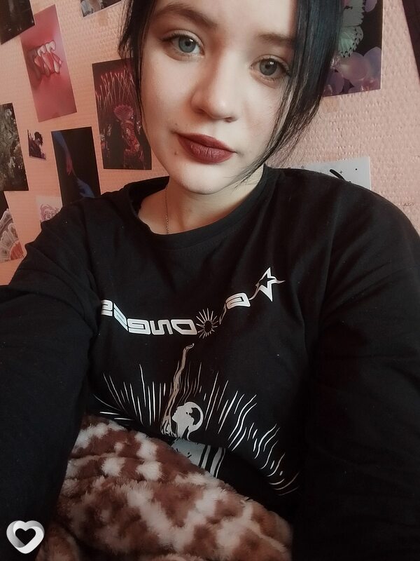 Ксения, 20, Новосибирске — анкета №3912849