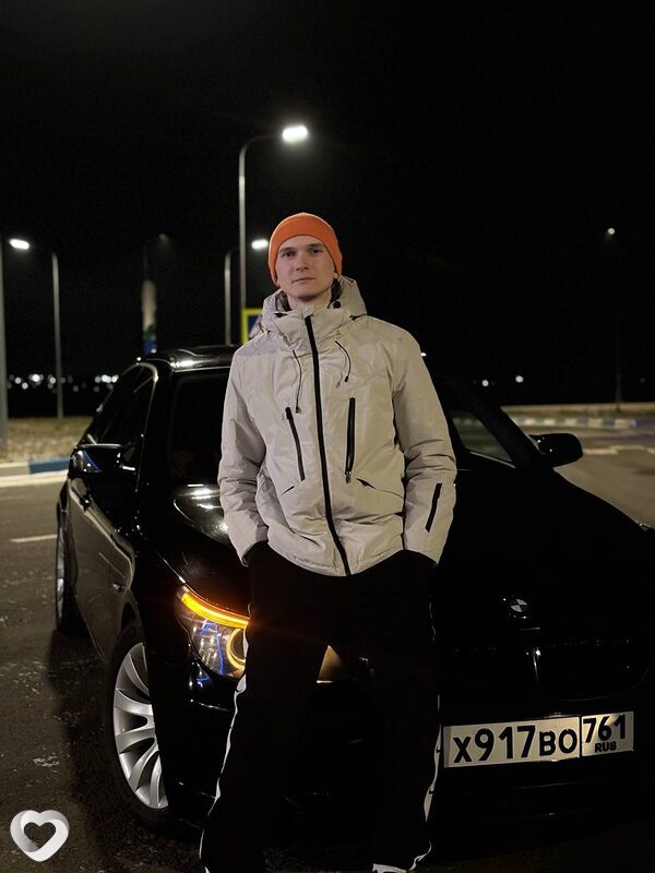 Максим, 22, Иванове — анкета №3912875