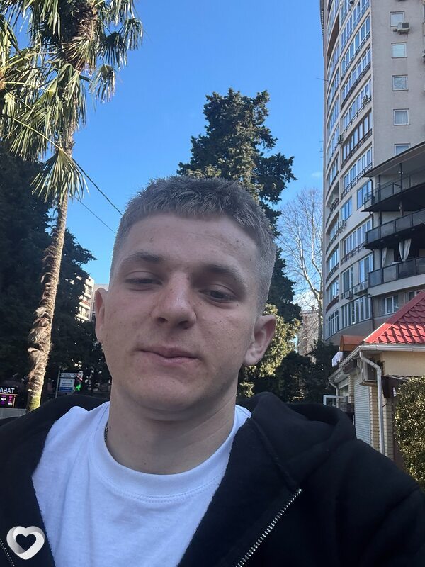 Роман, 19, Сочи — анкета №3913985