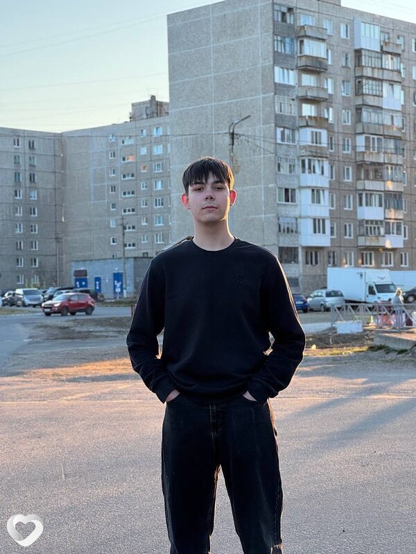 Илья, 18, Мурманске — анкета №3914127