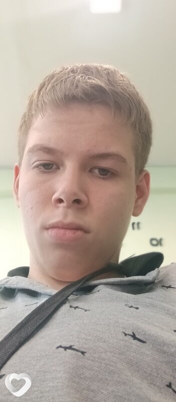 Максим, 18, Новокузнецке — анкета №3914613