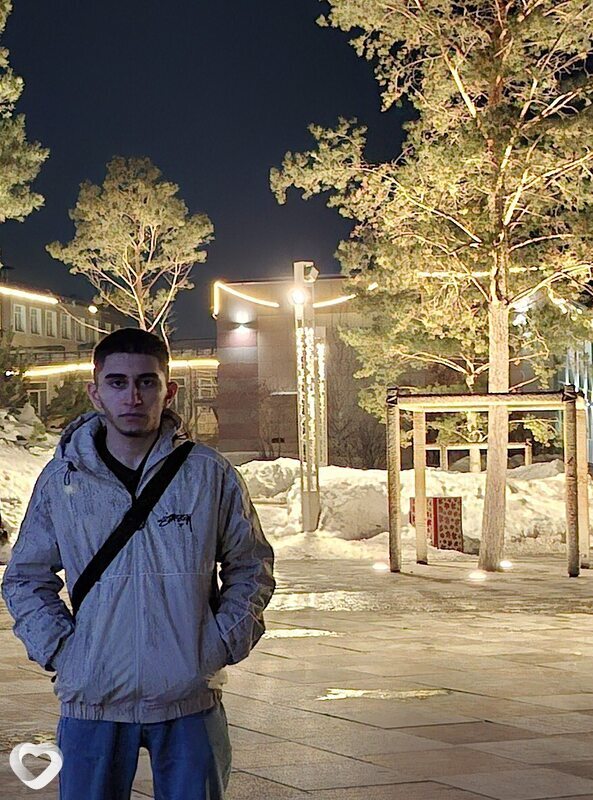 Манвел, 19, Кемерове — анкета №3914831