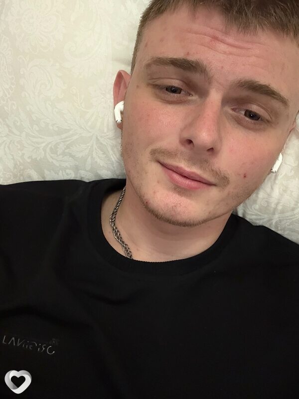 Андрей, 24, Старом Осколе — анкета №3914809