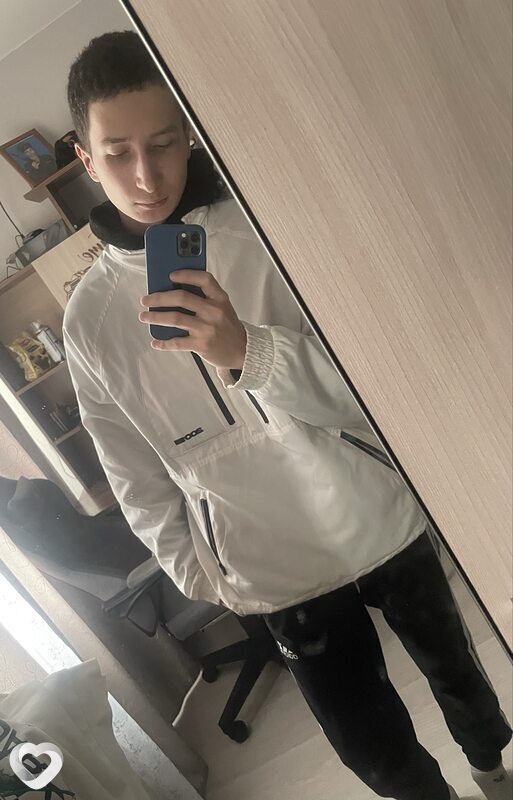 Максим, 21, Екатеринбурге — анкета №3915132