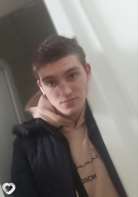 Виталий, 19, Орше — анкета №3914956