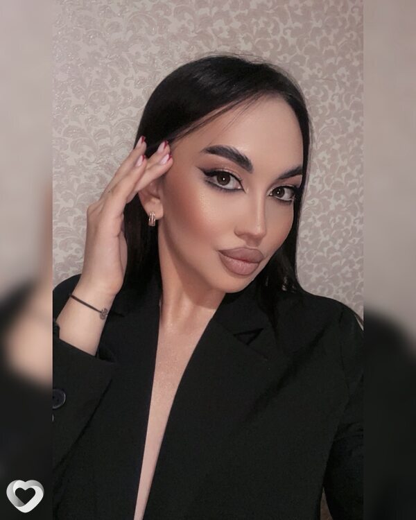 Карина, 22, Омске — анкета №3915415
