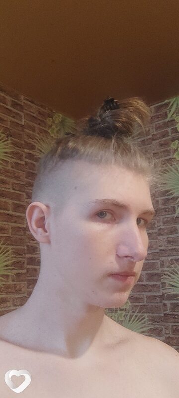 Дмитрий, 19, Екатеринбурге — анкета №3917376