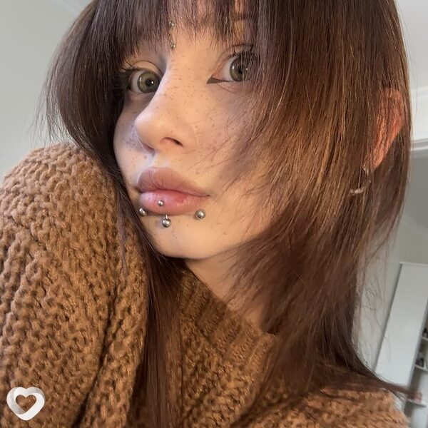 Аня, 21, Екатеринбурге — анкета №3917142