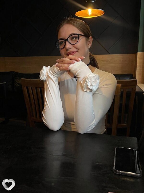 Анастасия, 18, Бобруйске — анкета №3917126