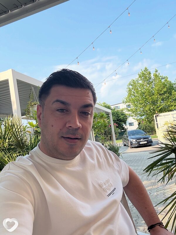 Marius, București