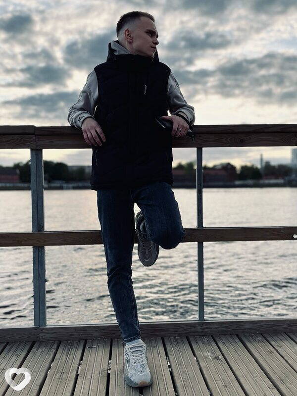 Александр, 21, Санкт-Петербурге — анкета №3917748
