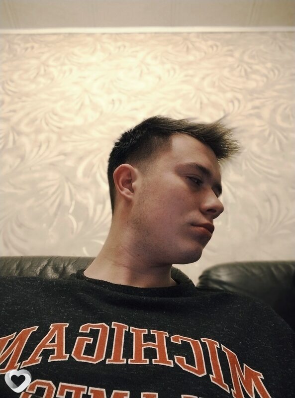 Андрей, 23, Санкт-Петербурге — анкета №3918172