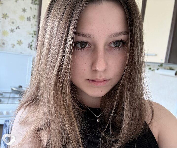 Карина, 22, Калининграде — анкета №3918871