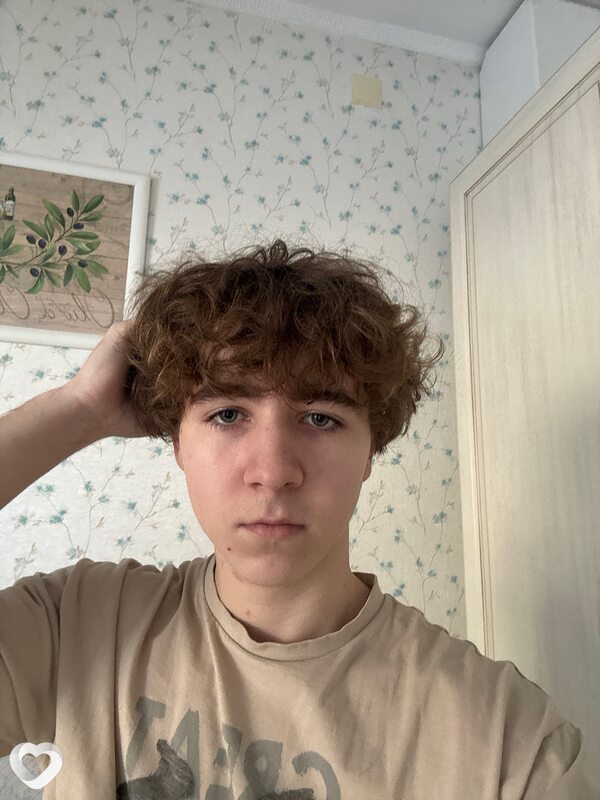 Артём, 18, Барановичах — анкета №3919152