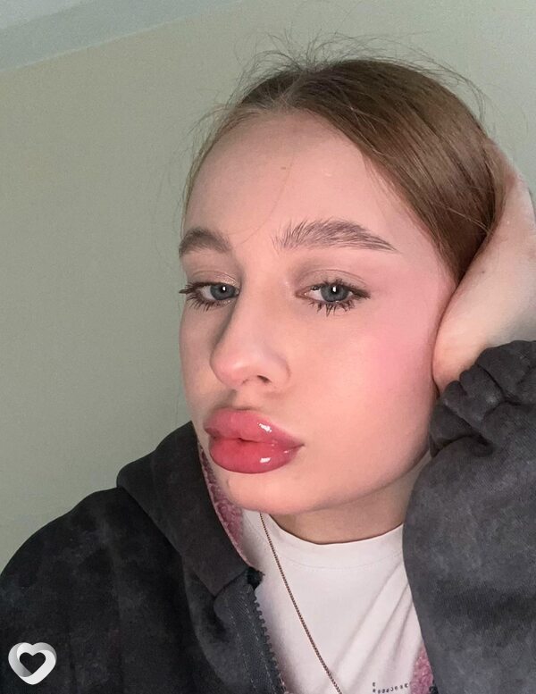Вика, 20, Санкт-Петербурге — анкета №3919059