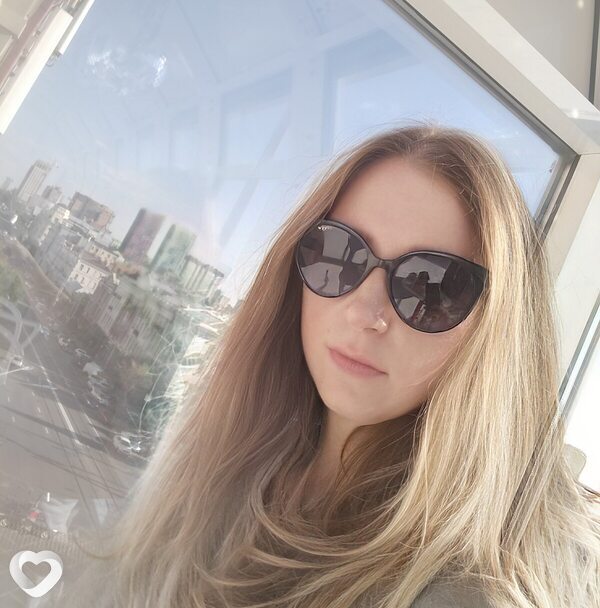 Анна, Новоазовск